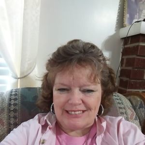 Meet your Posher, Alesia